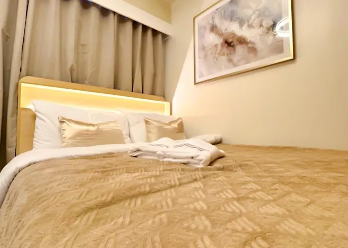 Luxegold At Red Residences L Wifi Netflix I Red Res 2733 Apartment Manila